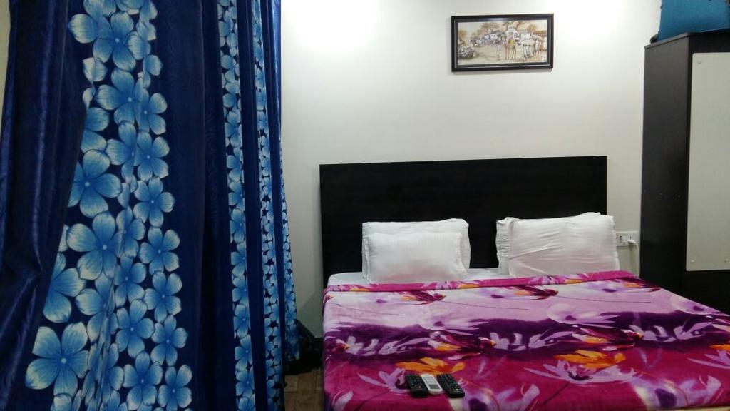 Asian Suites Tulsi Aura Navi Mumbai Exteriör bild